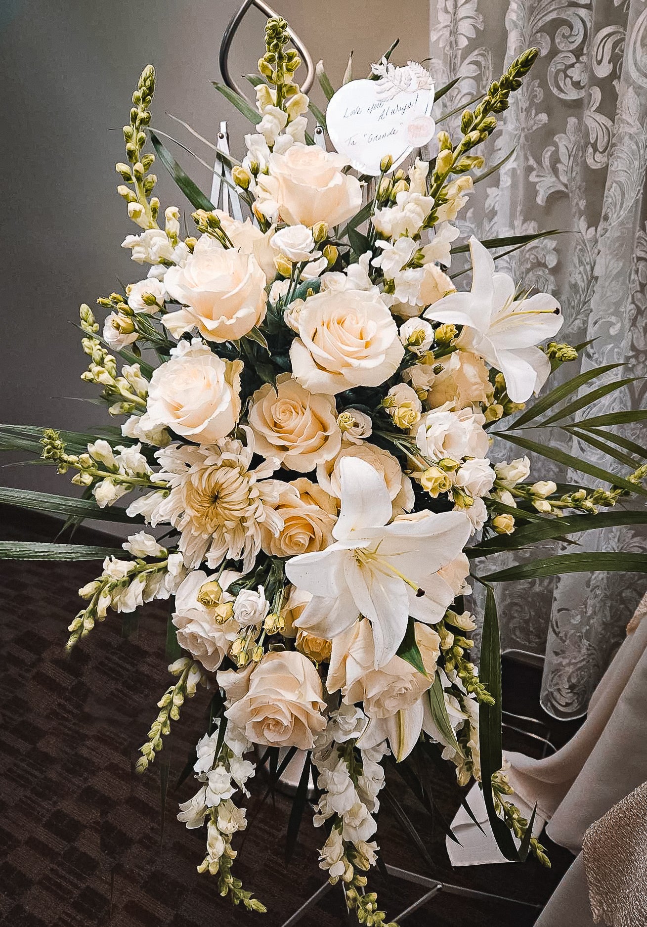 Bouquet suspendu " Blanc "